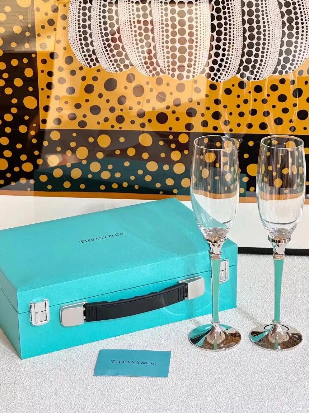 TIFFANY GLASSWARE SET WINE 0520